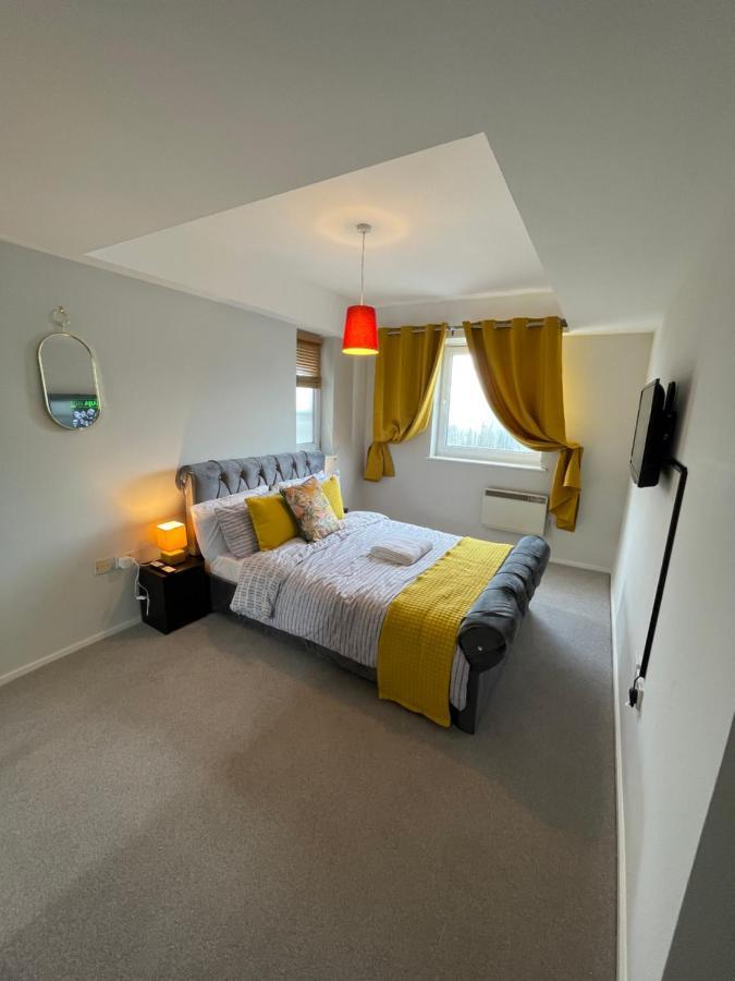 The Reflection Apartment , With River Thames View Londra Exterior foto